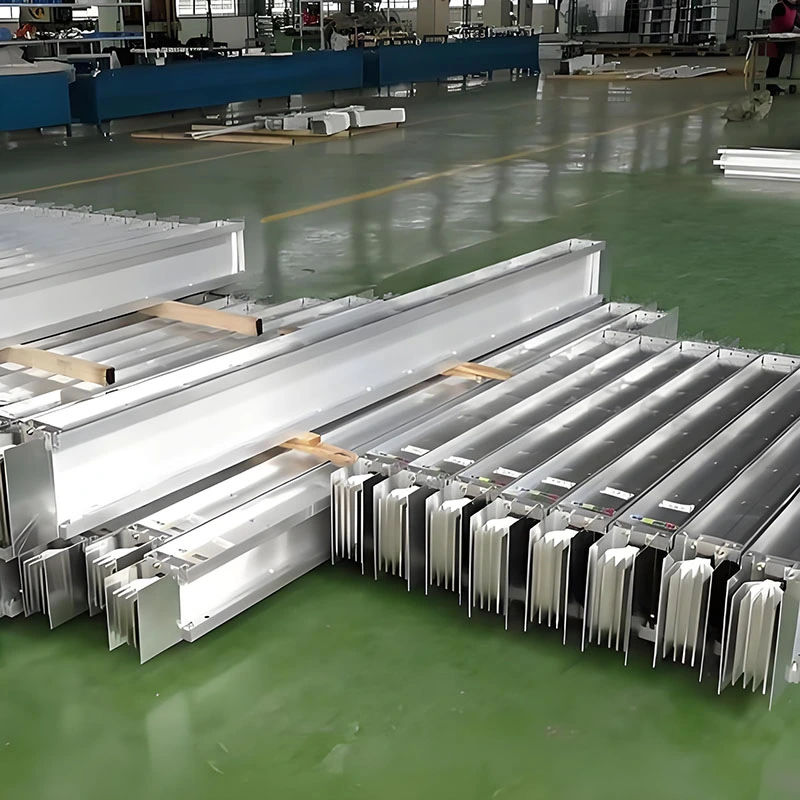 Korronte ertaineko autobusbide itxia